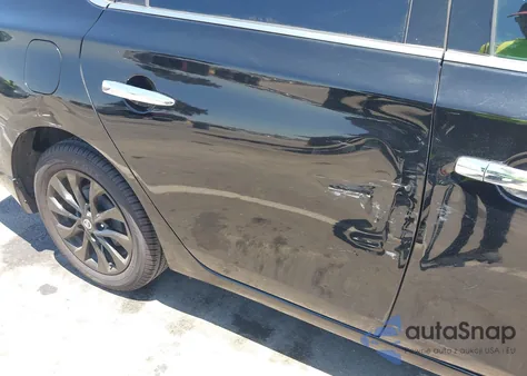 2018 Nissan Sentra S z USA, uszkodzony, nr VIN 3N1AB7AP2JY335239